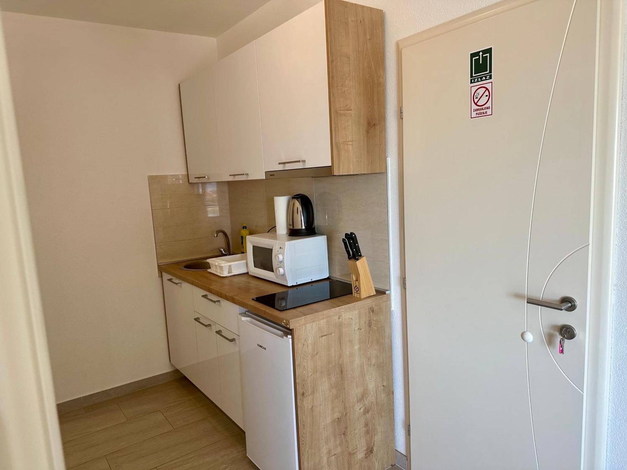 Apartmani Josipa Baska Voda Exterior photo